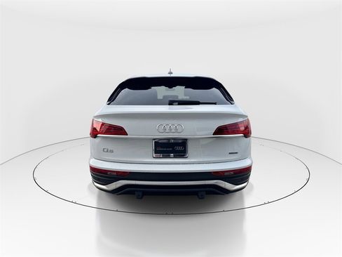 Certified 2023 Audi Q5 2.0T Premium Plus w/ Premium Plus Package image 7