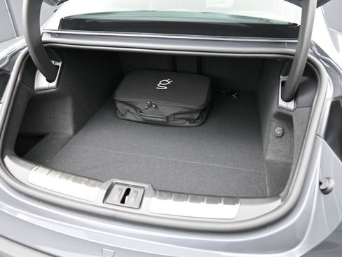 New 2026 Porsche Taycan image 33