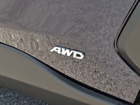 Certified 2021 Toyota RAV4 Limited AWD/4WD image 34