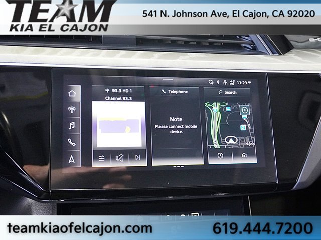 Used 2024 Audi Q8 e-tron Premium Plus AWD/4WD image 28