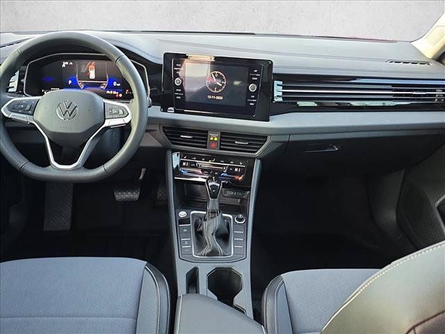 Certified 2026 Volkswagen Jetta SE FWD image 16
