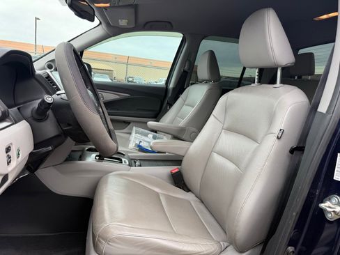 Used 2017 Honda Ridgeline RTL-T image 12