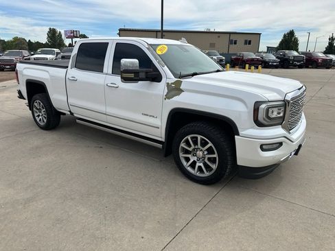 Certified 2016 GMC Sierra 1500 Denali w/ Enhanced Driver Alert Package AWD/4WD image 34