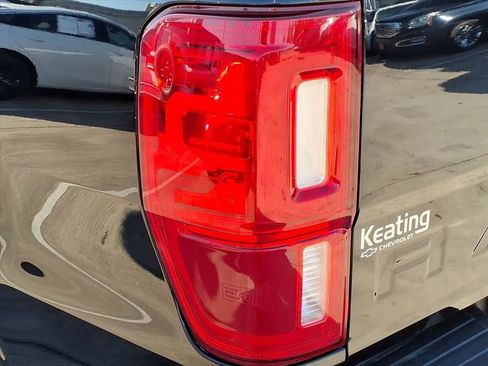 Used 2022 Ford Ranger Lariat w/ Trailer Tow Package image 12