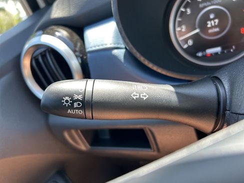 New 2025 Nissan Versa SV w/ Trunk Package image 21