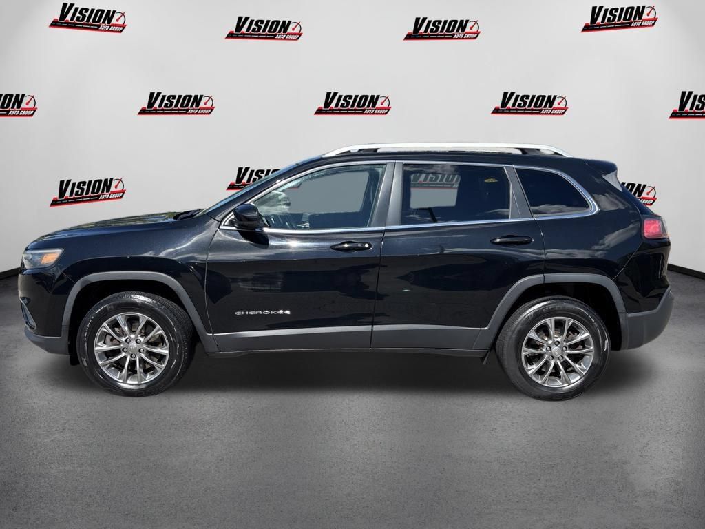 Used 2019 Jeep Cherokee Latitude Plus w/ Cold Weather Group AWD/4WD image 9