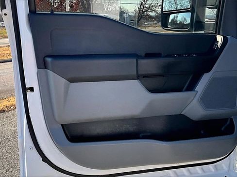 Used 2023 Ford F250 XL w/ FX4 Off-Road Package image 22