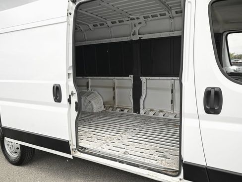 Used 2023 RAM ProMaster 3500 FWD image 34