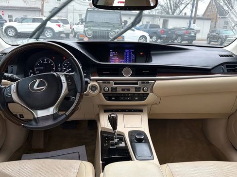 Used 2013 Lexus ES 350 w/ Luxury Pkg image 11