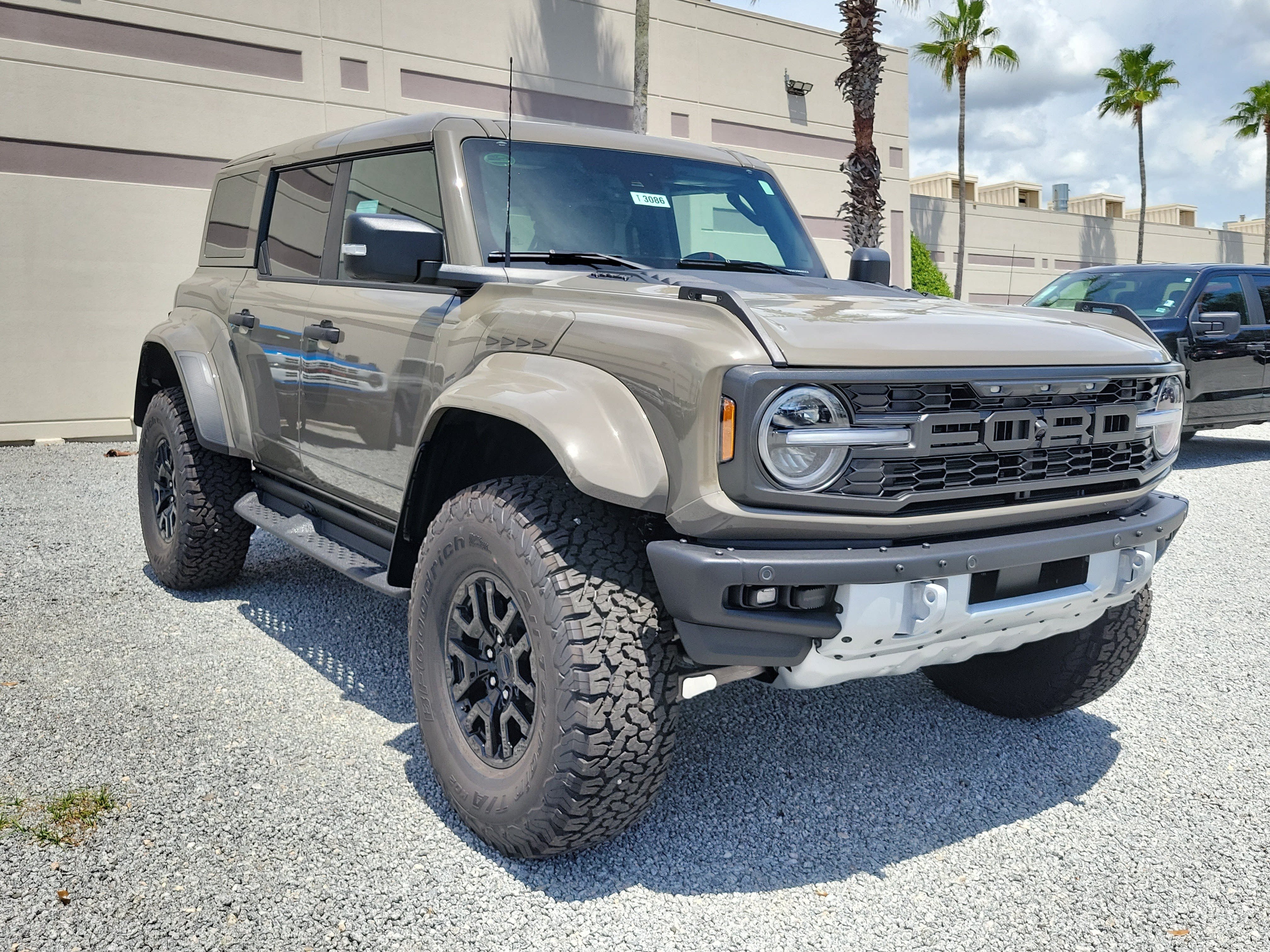 New 2026 Ford Bronco Raptor AWD/4WD image 2