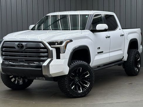 Used 2026 Toyota Tundra Limited AWD/4WD image 1