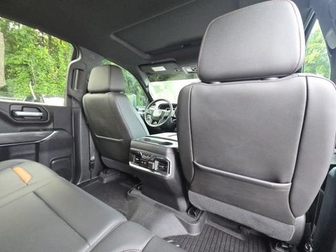 Used 2020 GMC Sierra 3500 AT4 w/ AT4 Premium Package AWD/4WD image 18