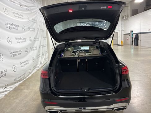 New 2026 Mercedes-Benz GLC 300 4MATIC image 6