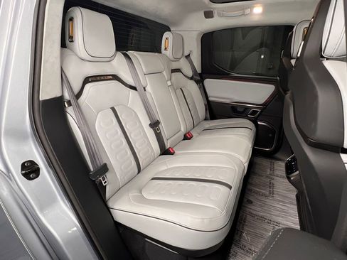 Used 2024 Rivian R1T Adventure AWD/4WD image 21