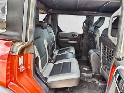 Used 2022 Ford Bronco Black Diamond AWD/4WD image 19