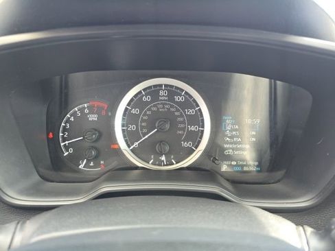 Used 2022 Toyota Corolla LE image 15