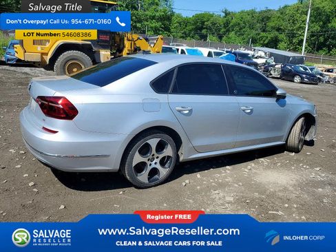 Used 2019 Volkswagen Passat 2.0T Wolfsburg FWD image 4