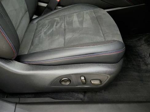 Used 2024 Chevrolet Blazer EV RS RWD image 38