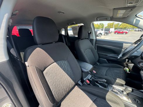 Used 2024 Mitsubishi Outlander Sport ES AWD/4WD image 20