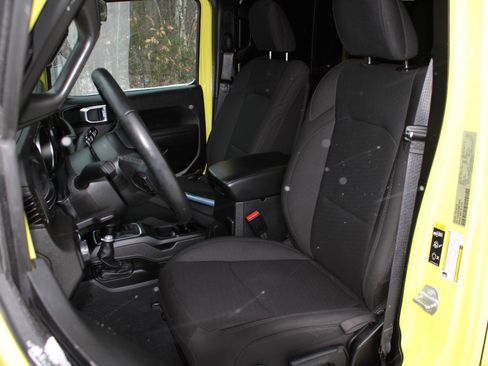 Used 2022 Jeep Wrangler Unlimited Sport image 14