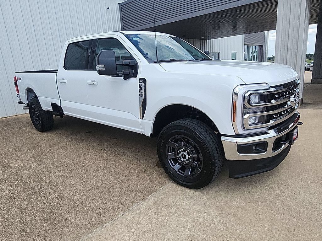 New 2027 Ford F350 XLT w/ XLT Premium Package AWD/4WD image 2