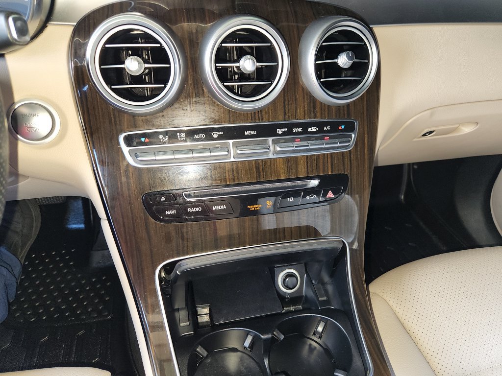 Used 2017 Mercedes-Benz GLC 300 image 20
