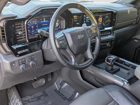 Used 2024 Chevrolet Silverado 1500 ZR2 w/ Technology Package AWD/4WD image 9