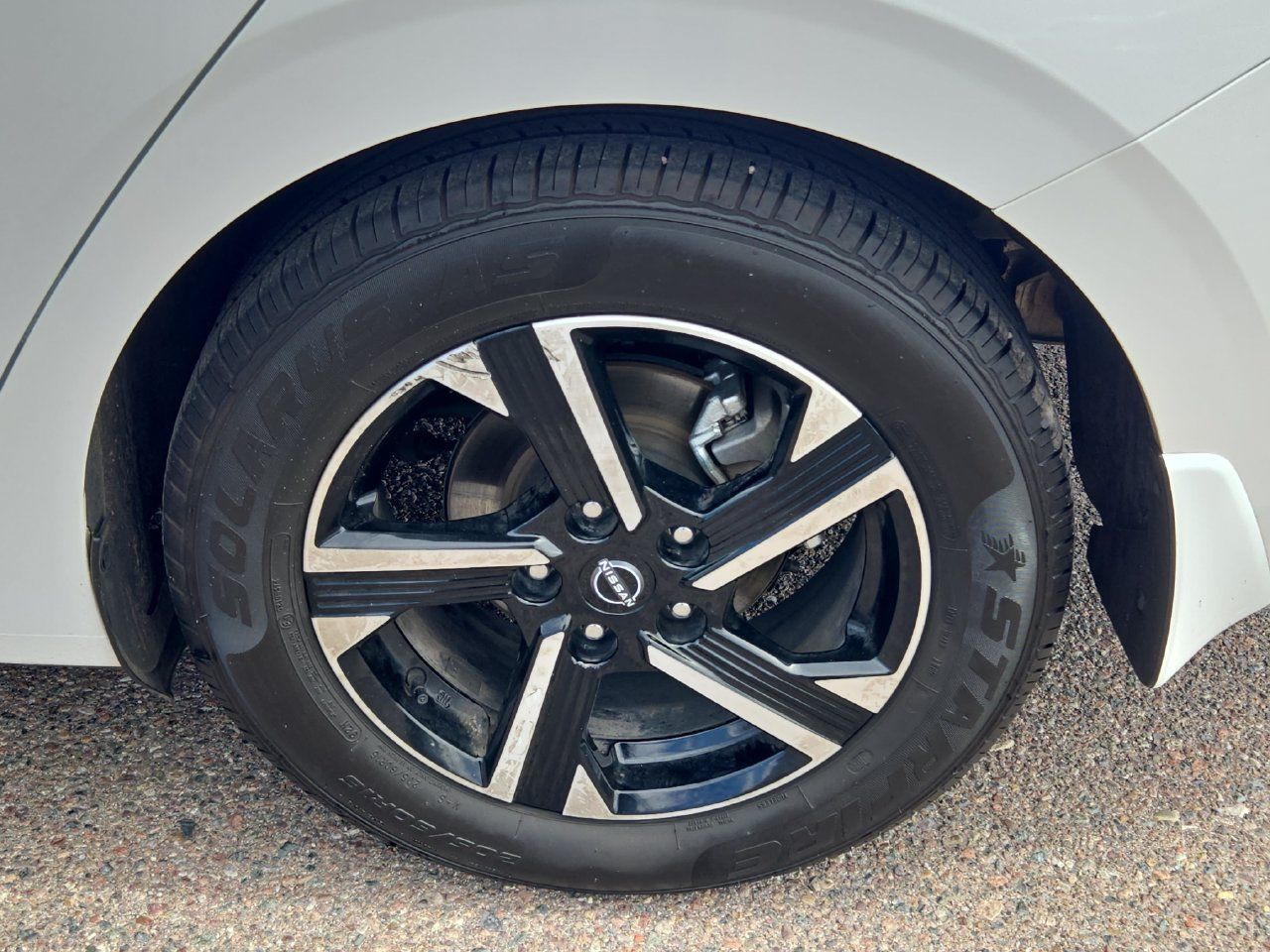 Used 2024 Nissan Sentra SV w/ All-Weather Package FWD image 32