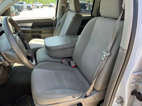 Used 2007 Dodge Ram 1500 Truck SLT RWD image 11