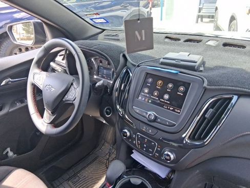 Used 2024 Chevrolet Equinox RS image 9