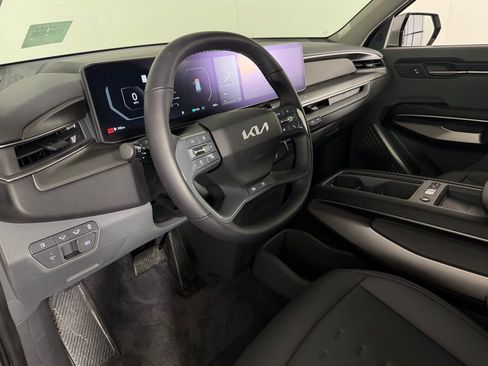 Used 2024 Kia EV9 Wind image 22