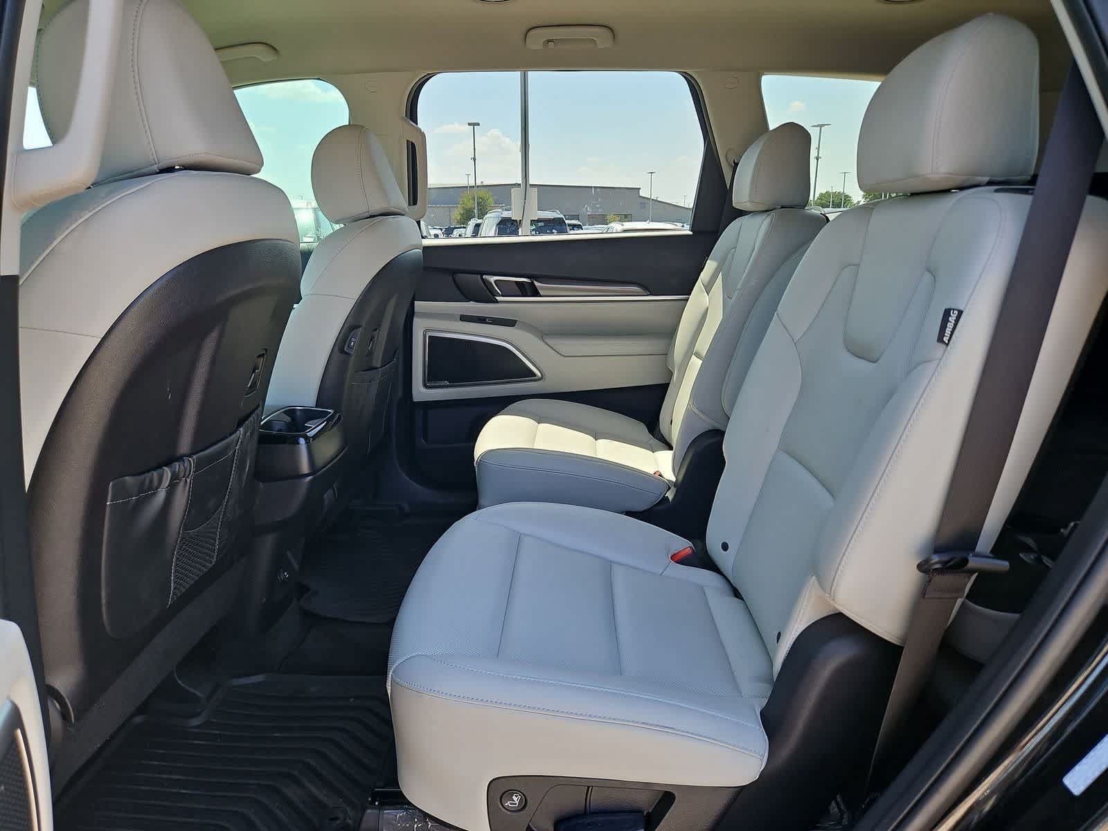 Certified 2024 Kia Telluride S FWD image 19