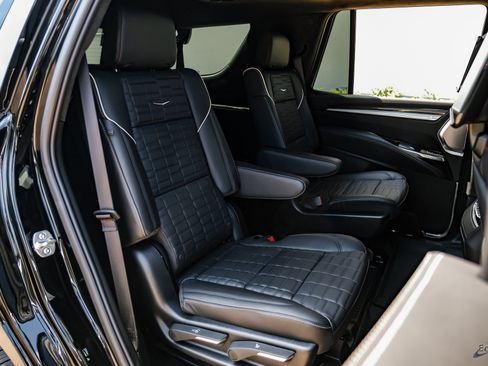 Used 2025 Cadillac Escalade V image 71