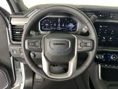 New 2025 GMC Sierra 2500 Denali w/ Denali Reserve Package image 25