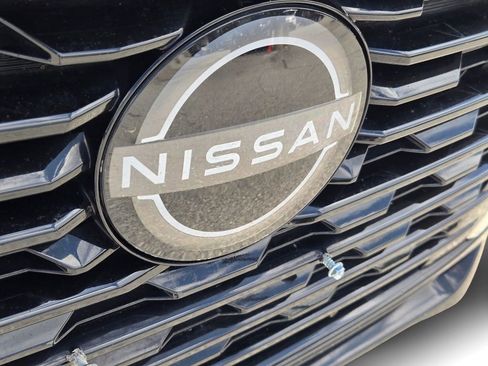 Used 2024 Nissan Sentra SV FWD image 5