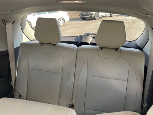 Used 2016 Acura MDX FWD image 18