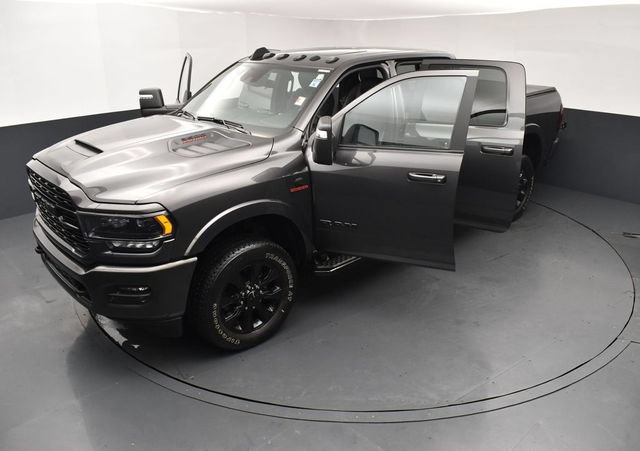 Used 2024 RAM 3500 Limited AWD/4WD image 27