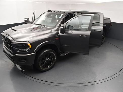 Used 2024 RAM 3500 Limited AWD/4WD image 27