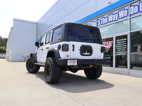 Used 2019 Jeep Wrangler Unlimited Sport AWD/4WD image 33