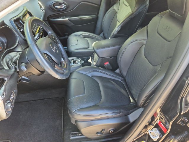 Used 2020 Jeep Cherokee Limited AWD/4WD image 11