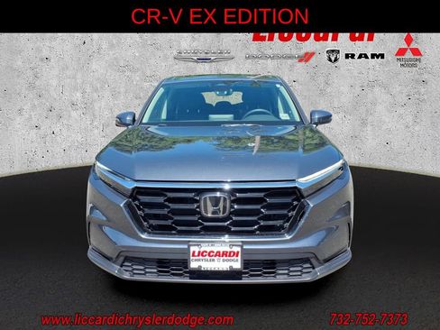 Used 2025 Honda CR-V EX image 2