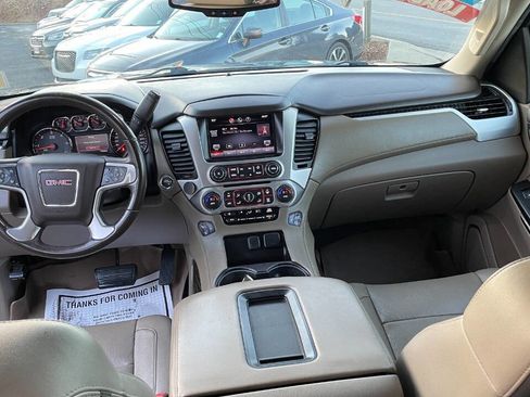 Used 2015 GMC Yukon SLT w/ Open Road Package image 12