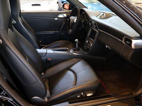 Used 2005 Porsche 911 Carrera S RWD image 68