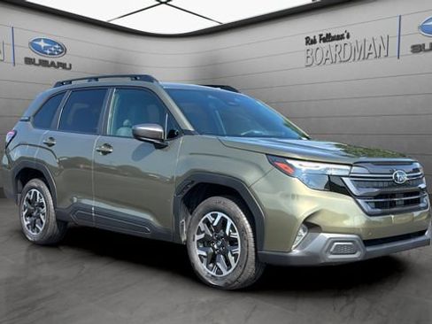 Used 2026 Subaru Forester Premium AWD/4WD image 1