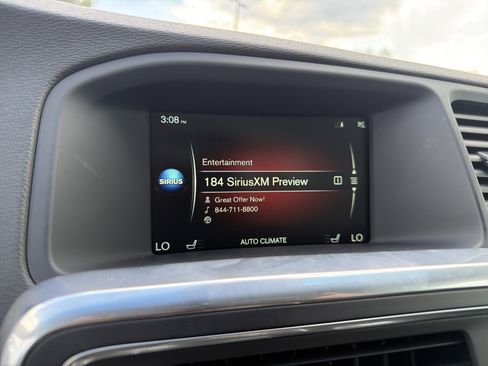 Used 2016 Volvo S60 T5 Premier FWD image 6