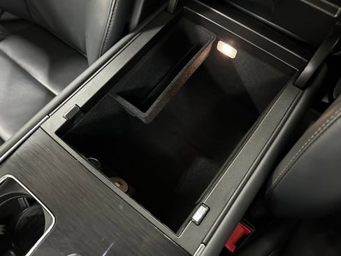 Certified 2025 Lincoln Aviator AWD image 25