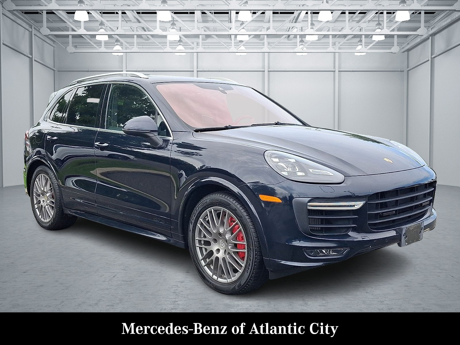 Used 2016 Porsche Cayenne GTS AWD/4WD image 1
