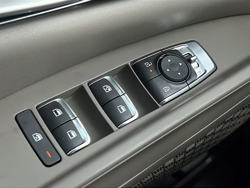New 2026 Kia Carnival FWD image 22