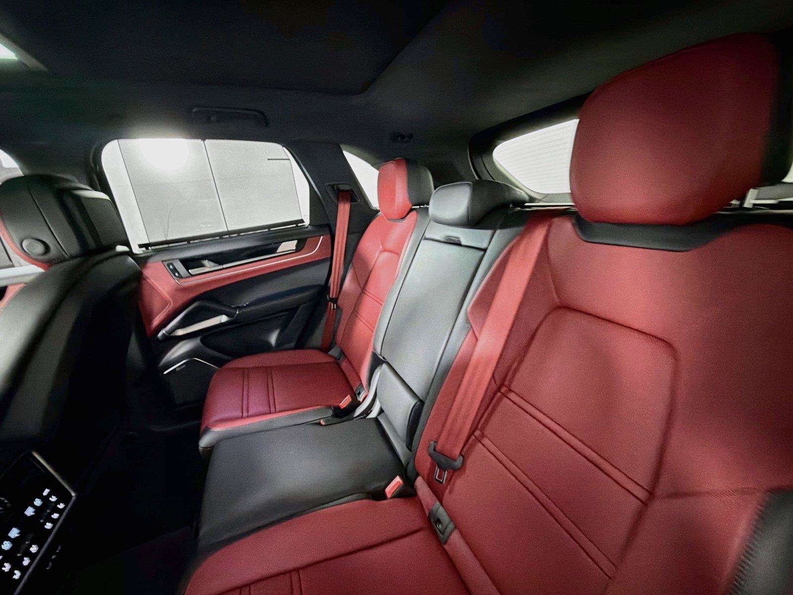 Certified 2026 Porsche Cayenne GTS AWD/4WD image 26