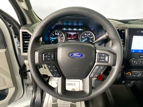 Used 2022 Ford F250 XL w/ Power Equipment Group image 17